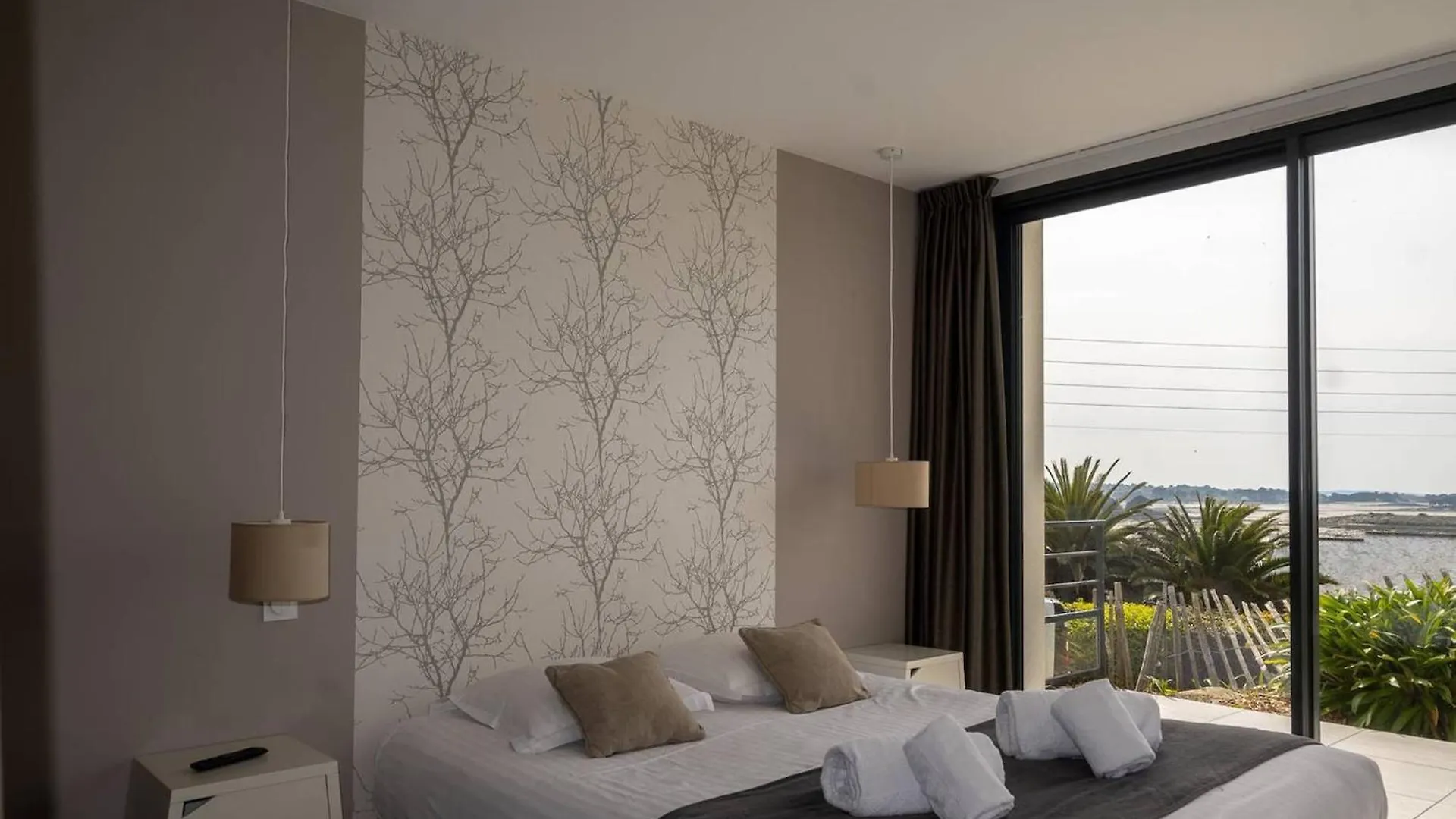 Agapanthes, Facing The Sea, Indoor Pool Βίλα Pleumeur-Bodou